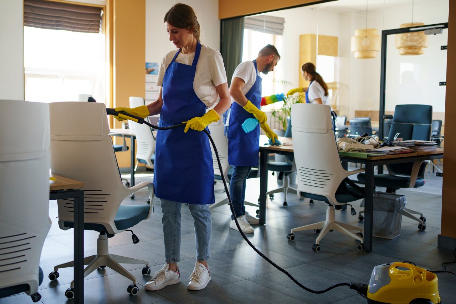service-image